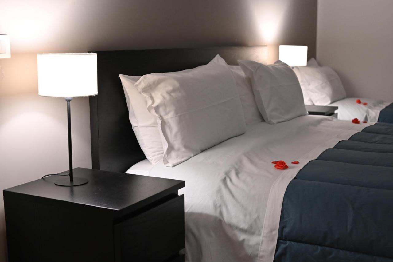 Bosco Suites Карини Екстериор снимка
