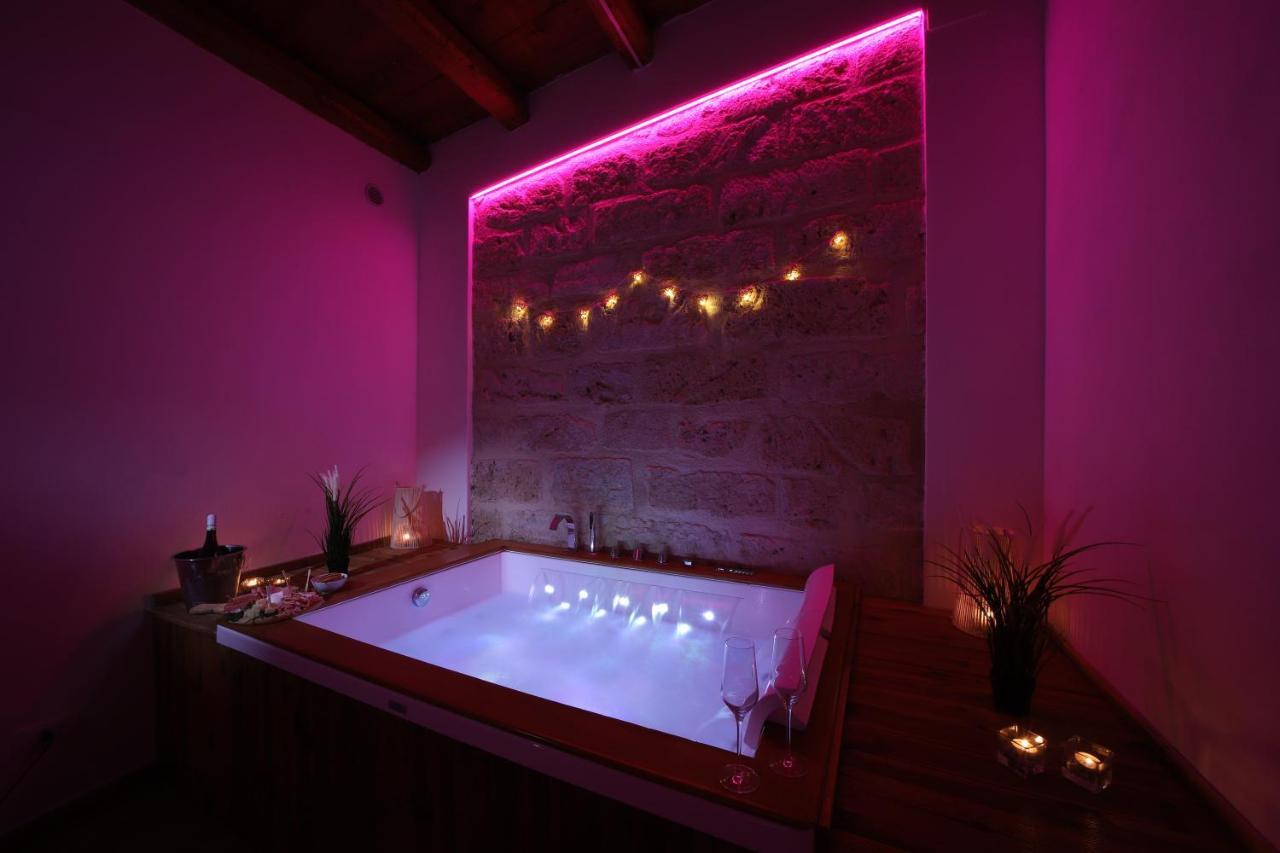 Bosco Suites Карини Екстериор снимка