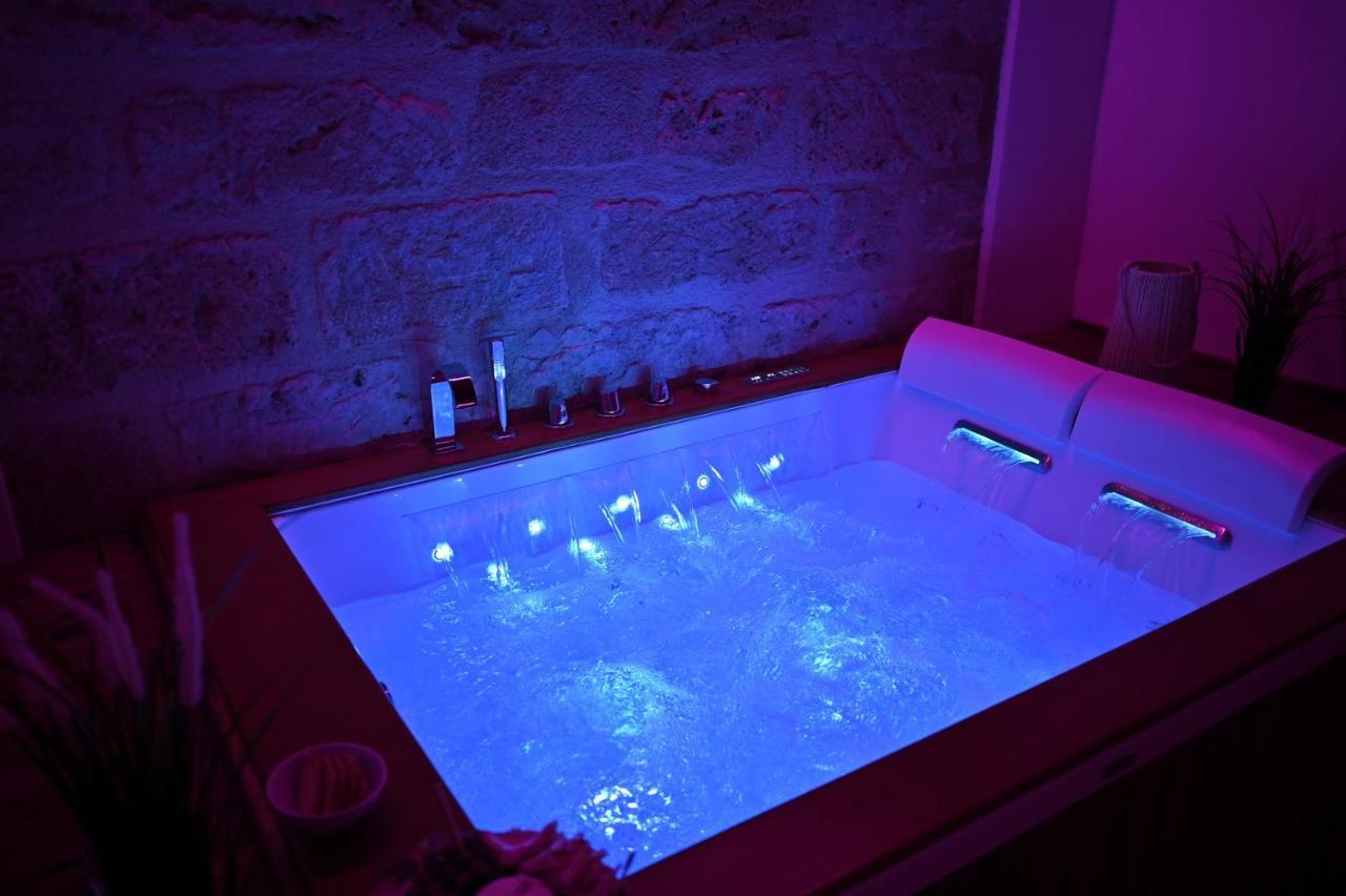 Bosco Suites Карини Екстериор снимка